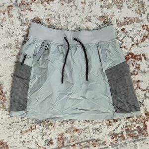 Lululemon gray hiking skirt